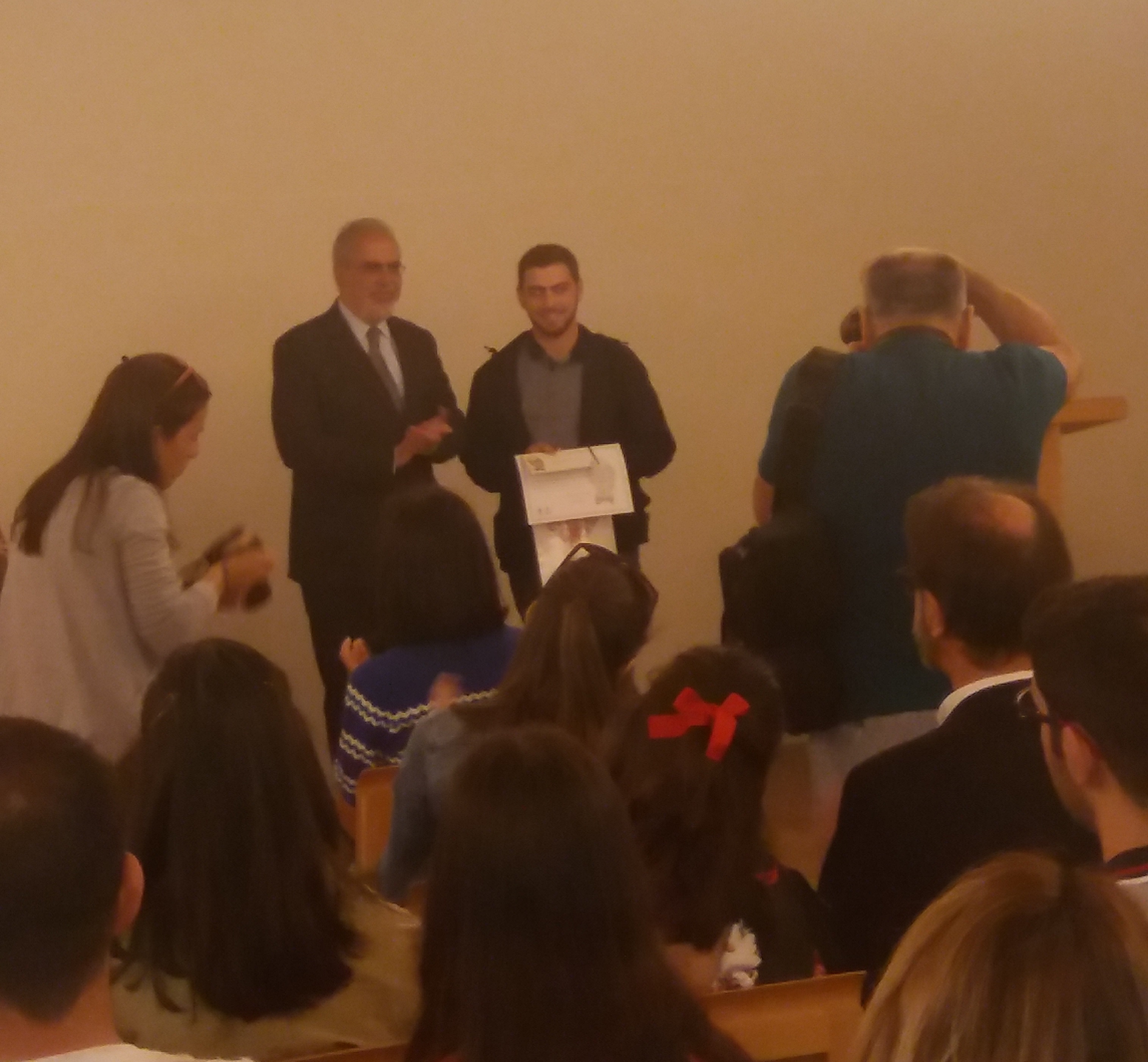 Aluno da ARTEAM, Luís Dias, na entrega do Prémio Escolar Couto Viana